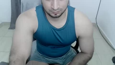 Snapshot of andres180950734 chatting on 04/28/26, 02:27 andres180950734 online show from 04/28/26, 02:27
