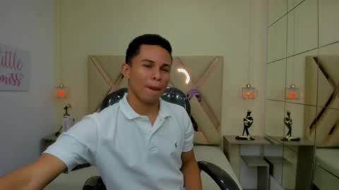 IM ANDRES online show from 04/26/26, 07:22