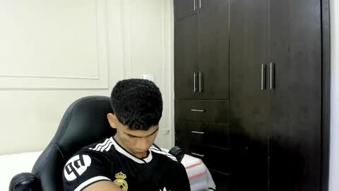 andres_stud online show from 05/07/26, 04:07