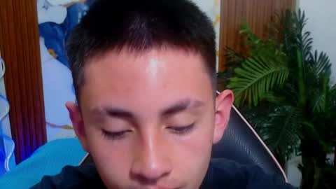 andres_tay online show from 04/23/26, 02:46