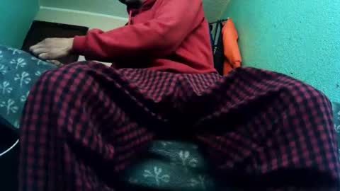 Snapshot of andrescaraballo18 chatting on 09/14/25, 09:36 andrescaraballo18 online show from 09/14/25, 09:36