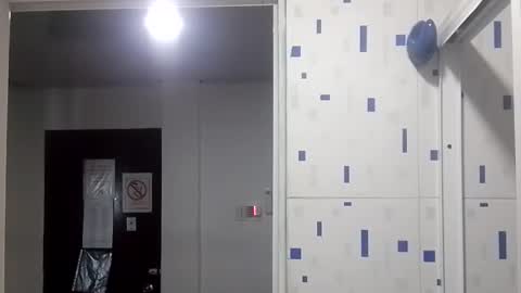 Snapshot of andresdelews chatting on 12/22/24, 03:44 Delews online show from 12/22/24, 03:44