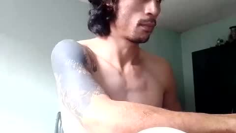 Snapshot of andresdelews chatting on 01/03/25, 06:24 Delews online show from 01/03/25, 06:24