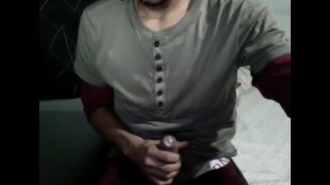 Snapshot of andresdelews chatting on 01/16/25, 04:07 Delews online show from 01/16/25, 04:07