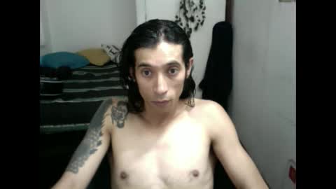 Snapshot of andresdelews chatting on 10/04/25, 09:57 Delews online show from 10/04/25, 09:57