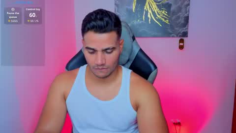Snapshot of andresfiit chatting on 06/15/26, 12:24 Andres online show from 06/15/26, 12:24