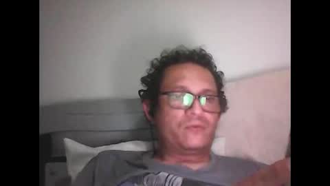 andresfloga online show from 04/21/26, 04:19
