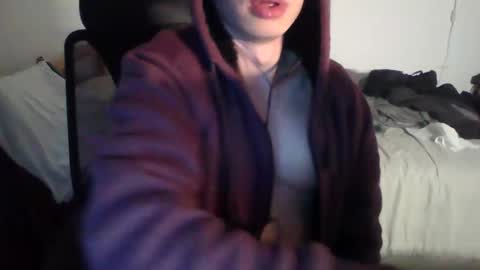 Snapshot of andresse_lat chatting on 03/29/26, 05:40 andresse_lat online show from 03/29/26, 05:40