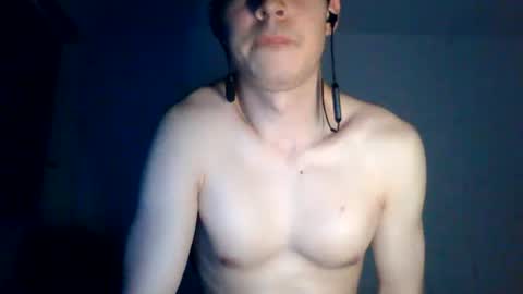 Snapshot of andresse_lat chatting on 07/08/26, 03:55 andresse_lat online show from 07/08/26, 03:55