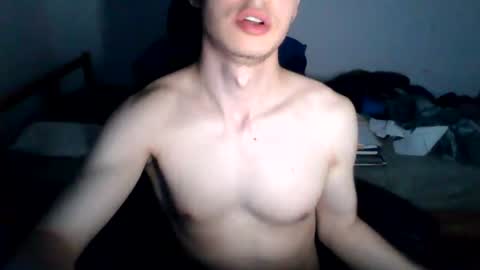 Snapshot of andresse_lat chatting on 07/13/26, 12:02 andresse_lat online show from 07/13/26, 12:02