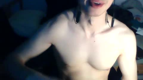 Snapshot of andresse_lat chatting on 07/22/26, 07:44 andresse_lat online show from 07/22/26, 07:44