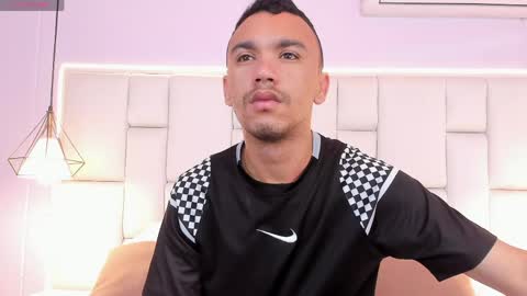 Snapshot of andressolorzano chatting on 05/27/26, 11:51 Andres online show from 05/27/26, 11:51