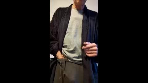 Snapshot of andrew160258 chatting on 02/05/26, 12:43 Andrew online show from 02/05/26, 12:43