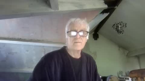 Snapshot of andrew160258 chatting on 05/03/26, 12:11 Andrew online show from 05/03/26, 12:11