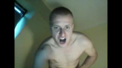 Snapshot of andrew3356577 chatting on 10/11/25, 04:05 andrew3356577 online show from 10/11/25, 04:05