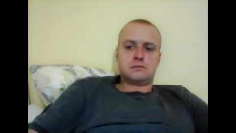 Snapshot of andrew3356577 chatting on 10/26/25, 03:40 andrew3356577 online show from 10/26/25, 03:40