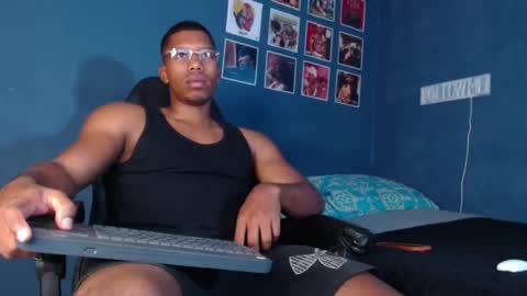 Snapshot of andrew_hoult chatting on 12/19/24, 09:17 Andrew online show from 12/19/24, 09:17