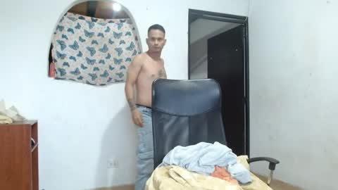 andrew online show from 04/12/26, 07:52