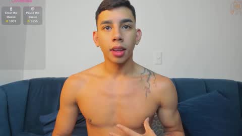 Snapshot of andrew_twink18 chatting on 03/20/26, 03:11 Andrew M. online show from 03/20/26, 03:11