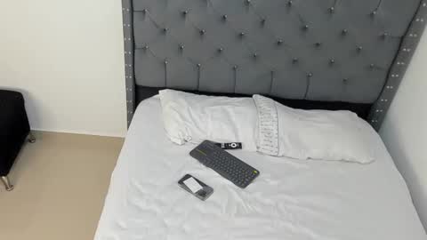 andrew online show from 10/31/25, 12:33