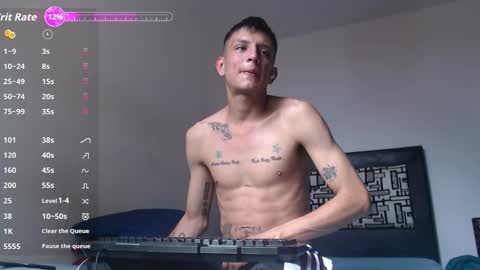 Snapshot of andrewcooper1 chatting on 10/29/25, 01:46 andrew online show from 10/29/25, 01:46