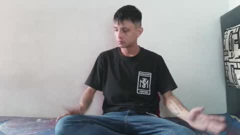 Snapshot of andrewcooper1 chatting on 03/17/26, 01:14 andrew online show from 03/17/26, 01:14