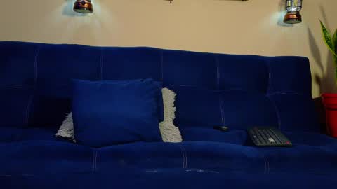 Snapshot of andrewfalcon_ chatting on 05/11/26, 04:04 andrewfalcon_ online show from 05/11/26, 04:04