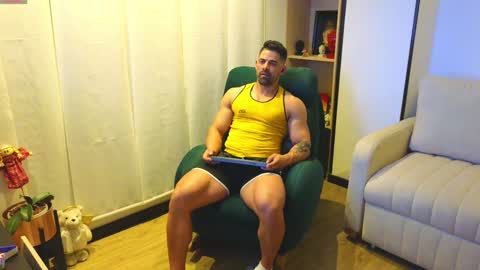 Andrew online show from 12/08/24, 02:18