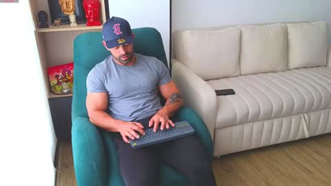 Andrew online show from 01/28/25, 05:14