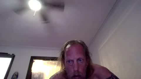 Snapshot of andrewgennie chatting on 07/14/26, 01:30 andrewgennie online show from 07/14/26, 01:30