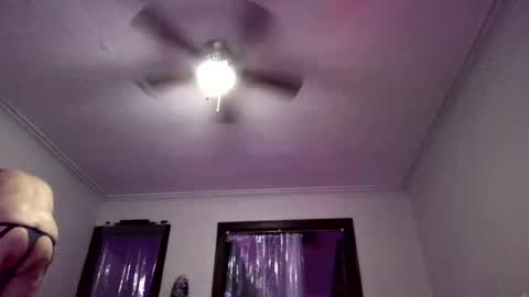 Snapshot of andrewgennie chatting on 07/17/26, 03:46 andrewgennie online show from 07/17/26, 03:46