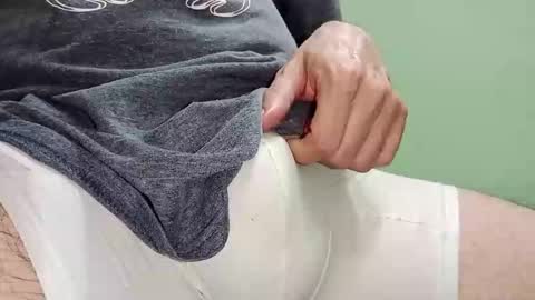 Snapshot of andrewmature chatting on 12/02/25, 04:40 andrewmature online show from 12/02/25, 04:40