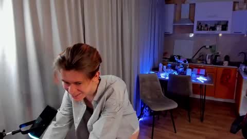 Andrew online show from 03/07/25, 07:49