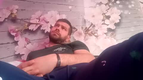 Snapshot of andrey21q chatting on 01/10/26, 11:23 andrey21q online show from 01/10/26, 11:23