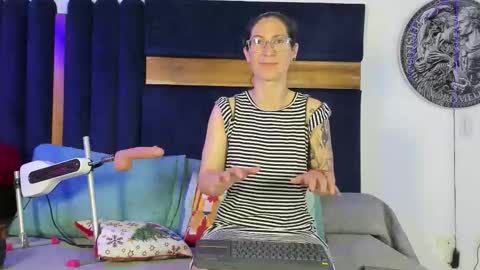 Snapshot of andromedajade_ chatting on 03/13/26, 08:10 andromedajade_ online show from 03/13/26, 08:10