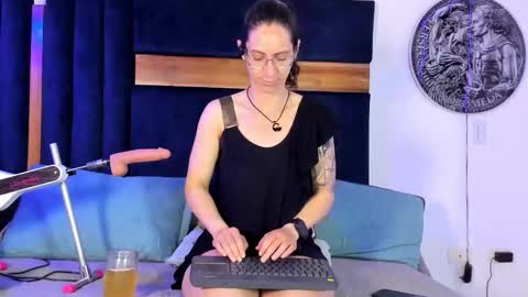 Snapshot of andromedajade_ chatting on 03/18/26, 03:42 andromedajade_ online show from 03/18/26, 03:42