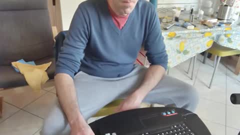 androx77 online show from 11/12/25, 11:10