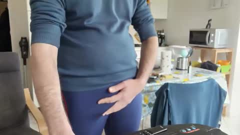 androx77 online show from 11/23/25, 11:43