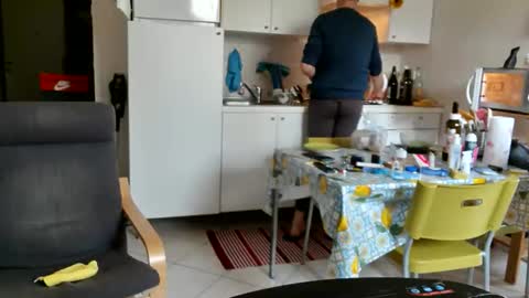 Snapshot of androx77 chatting on 02/27/26, 11:43 androx77 online show from 02/27/26, 11:43