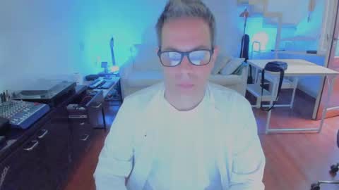 Andrew online show from 11/01/25, 11:34