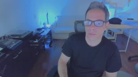 Andrew online show from 11/05/25, 08:36