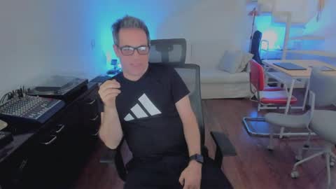 Andrew online show from 12/16/25, 06:02