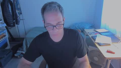 Snapshot of andy0pandi chatting on 01/11/26, 07:41 Andrew online show from 01/11/26, 07:41