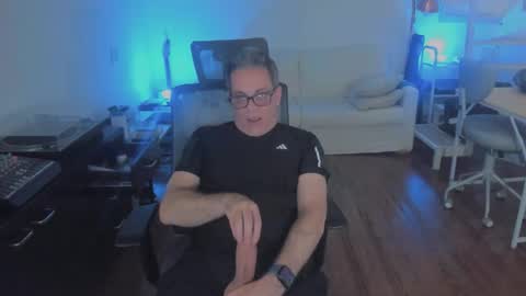 Snapshot of andy0pandi chatting on 02/11/26, 08:25 Andrew online show from 02/11/26, 08:25