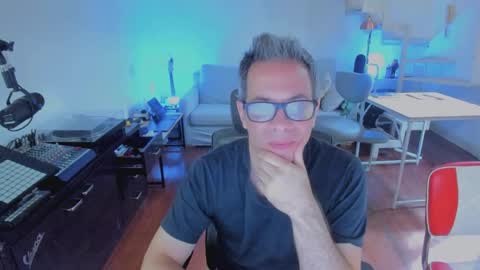 Snapshot of andy0pandi chatting on 03/01/26, 01:46 Andrew online show from 03/01/26, 01:46