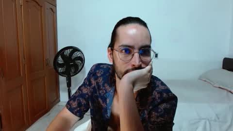 Snapshot of andy11113 chatting on 06/04/26, 03:12 Andy1113 online show from 06/04/26, 03:12