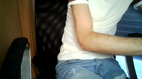 Snapshot of andy_24j chatting on 09/10/25, 01:22 andy_24j online show from 09/10/25, 01:22