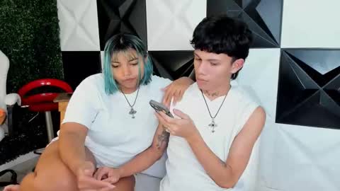 andy_dan1 online show from 12/04/25, 06:27