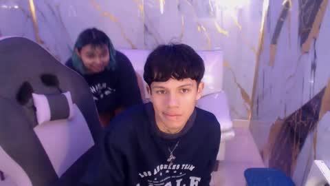 andy_dan1 online show from 12/20/25, 02:13