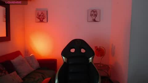 andy_eagleton_20 online show from 05/06/26, 03:13